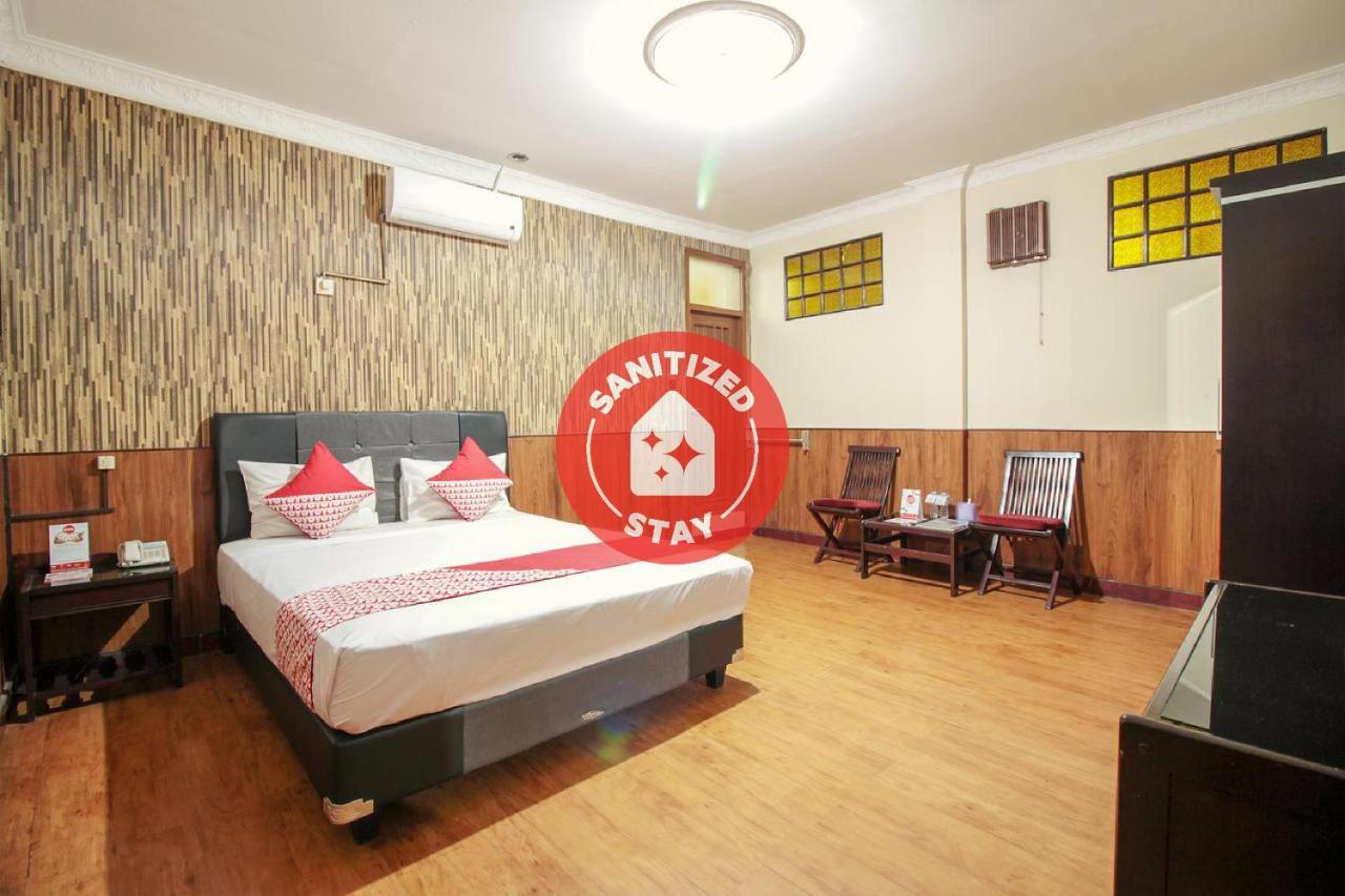 Vaccinated Staff - Oyo 352 Homestay Sabang Bandung Buitenkant foto